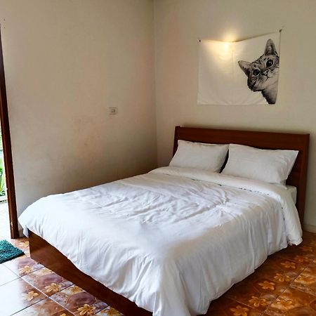 Tiki Bar-Kantiang Guesthouse Ko Lanta Exteriér fotografie