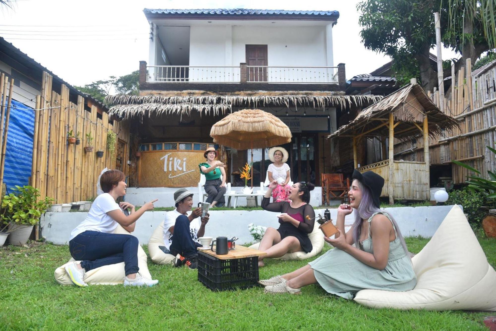 Tiki Bar-Kantiang Guesthouse Ko Lanta Exteriér fotografie