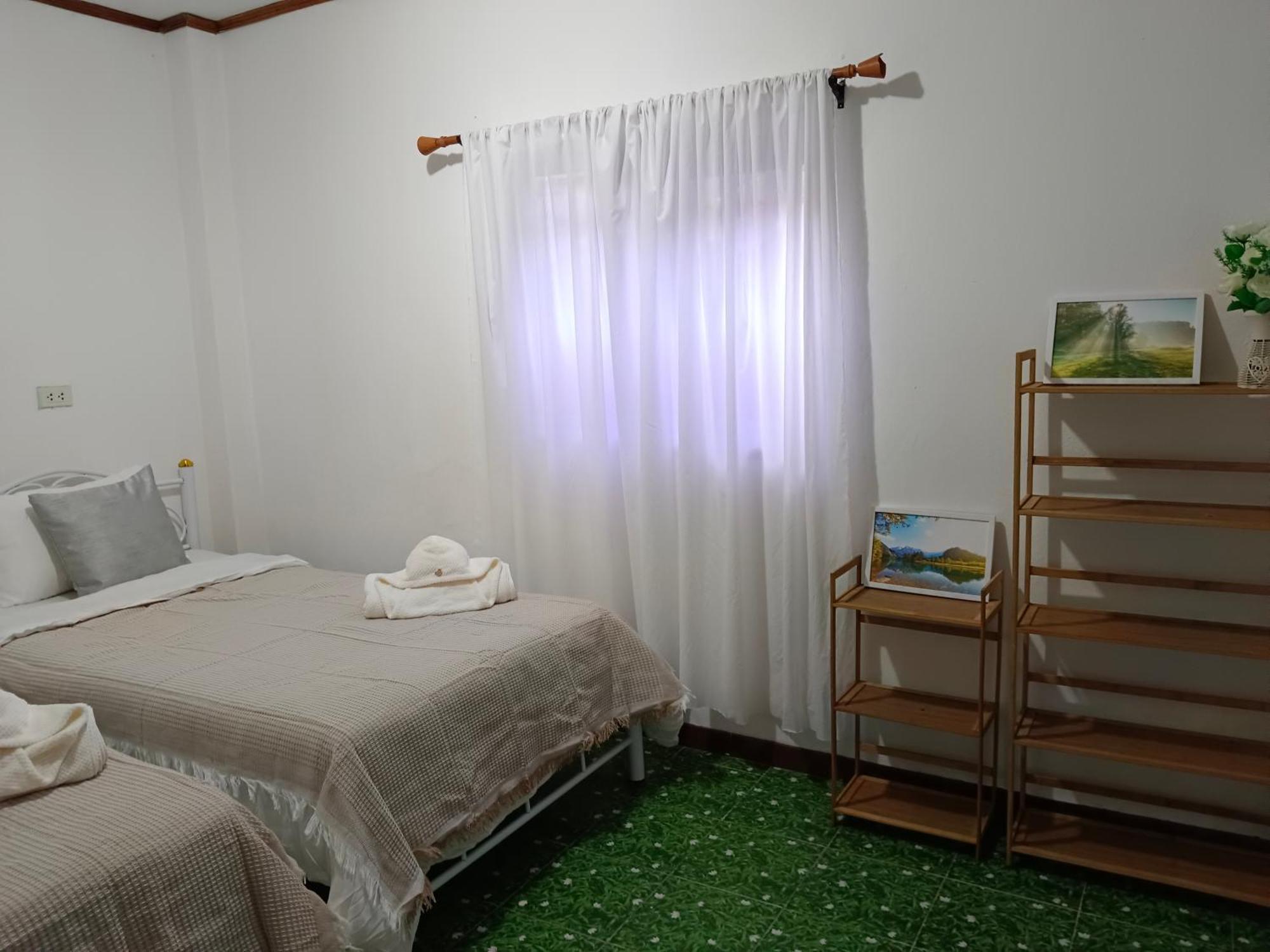 Tiki Bar-Kantiang Guesthouse Ko Lanta Pokoj fotografie